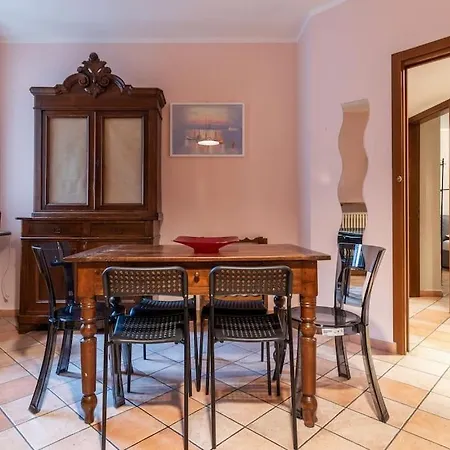 Trilocale In Pagano Apartment Milan